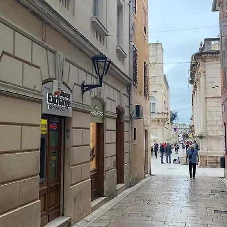 Bruna & Luka ​​centre * Zadar